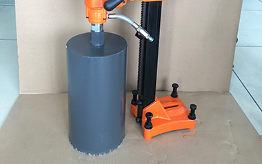 磁力鉆磁性減弱或者無(wú)磁性是由什么原因造成的？